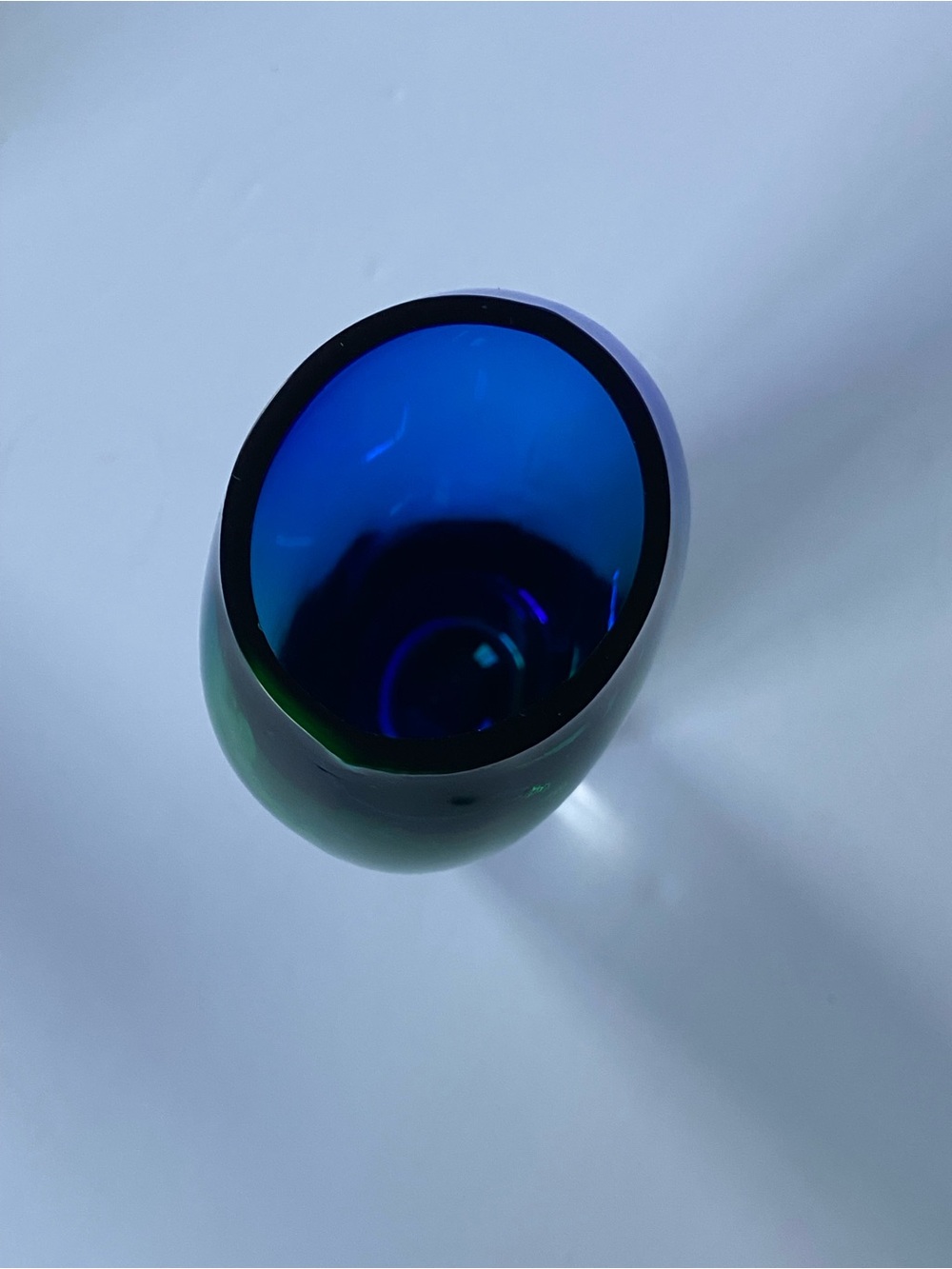 Vintage Blue Green Ombre Vase 8” Tall Hand Blown. Has a Flat Cut Edge top EUC - Picture 7 of 16